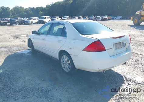 2007 Honda Accord 3.0 Se from USA, damaged, VIN 1HGCM66457A047853